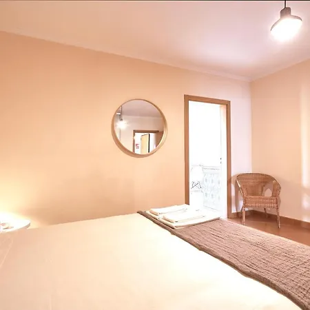 Idyllic With Amazing Courtyard, By Timecooler Lisbona