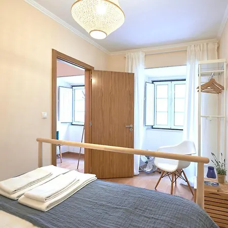 Idyllic With Amazing Courtyard, By Timecooler Lisbona