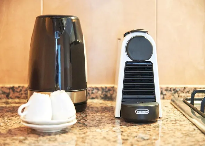 Διαμέρισμα Idyllic With Amazing Courtyard, By Timecooler Lisboa