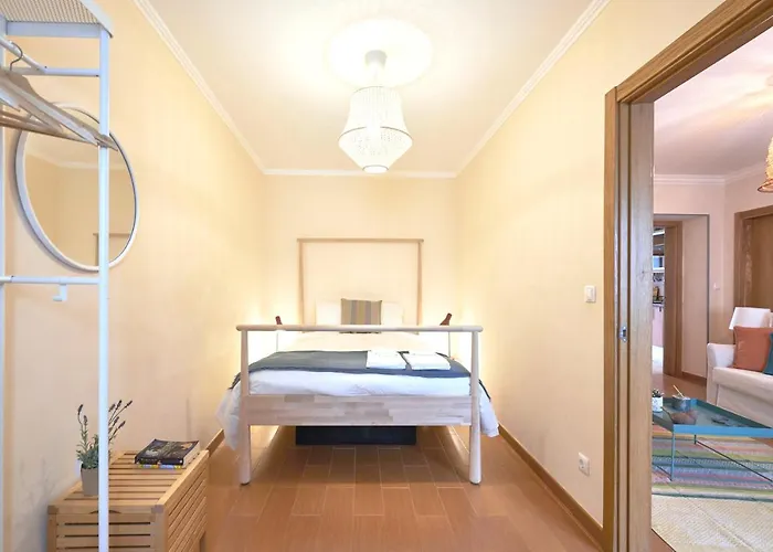 Διαμέρισμα Idyllic With Amazing Courtyard, By Timecooler