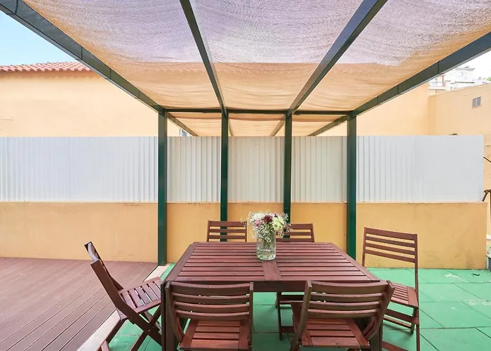 Idyllic With Amazing Courtyard, By Timecooler Διαμέρισμα Lisboa