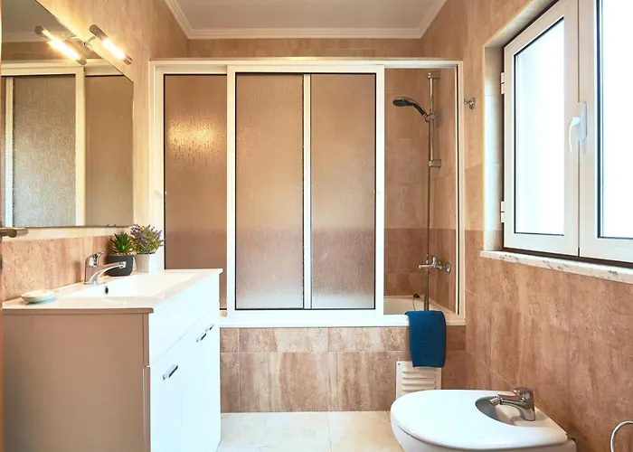 Idyllic With Amazing Courtyard, By Timecooler * Lisboa