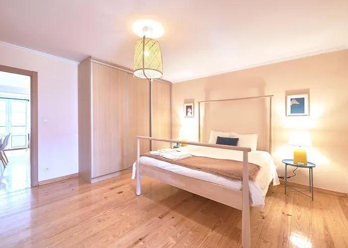 Idyllic With Amazing Courtyard, By Timecooler Διαμέρισμα *