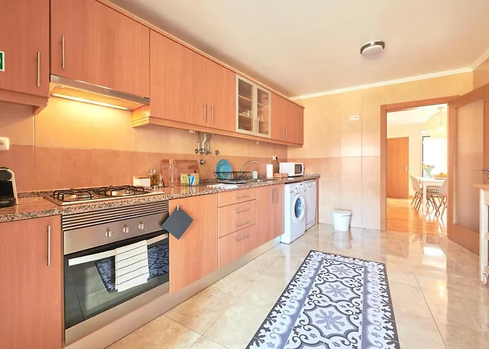 Idyllic With Amazing Courtyard, By Timecooler Διαμέρισμα