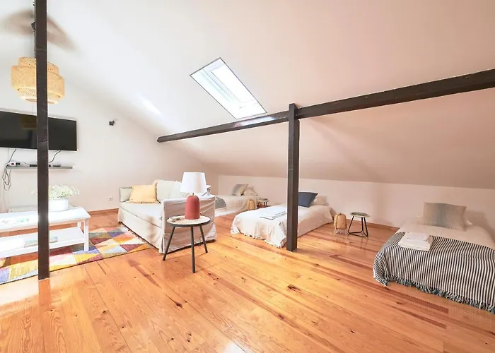 Idyllic With Amazing Courtyard, By Timecooler * Lisboa