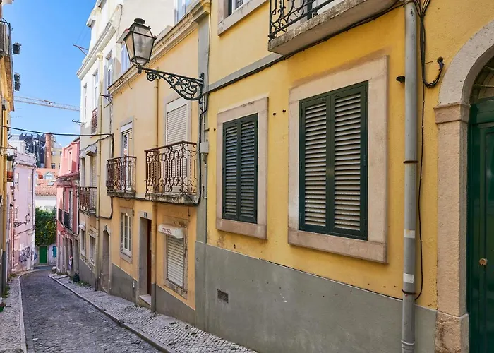 Idyllic With Amazing Courtyard, By Timecooler